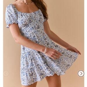 NEW Francesca's Trixxi Naomi Tie Back Ruffle Blue Floral Summer Mini Dress Large